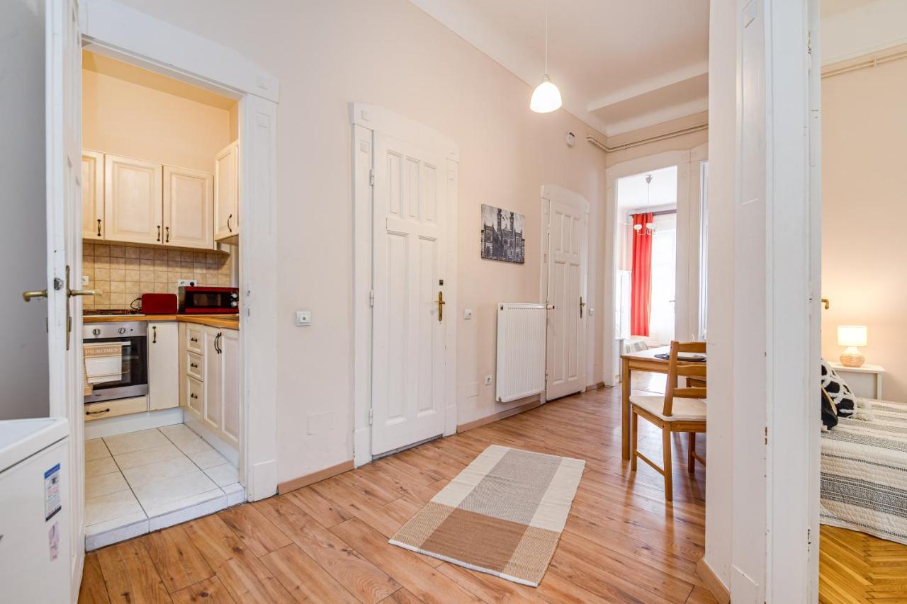 Vintage Apartment In The Jewish Quarter Boedapest Buitenkant foto