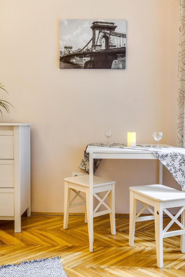 Vintage Apartment In The Jewish Quarter Boedapest Buitenkant foto